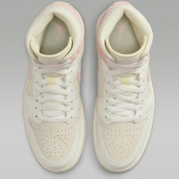 Air Jordan 1 Mid SE Sneakers Coconut Milk/Sail/Legend Pink 🔥FIRM PRICE 🔥 - Picture 2 of 16